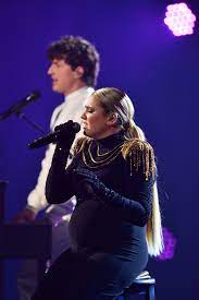 Her birthday, what she did before fame, her family life, fun trivia facts, popularity rankings, and more. A Pregnant Gabby Barrett Crushed Her Performance At The 2020 Cma Awards Glamour