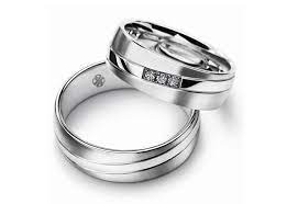 Untuk tanah air, kemungkinan bisa lebih murah. 20 Inspirasi Cincin Tunangan Berapa Gram Biasanya Benan Efashion