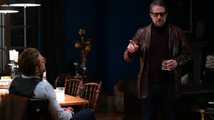 Mickey pearson is an american expatriate who became rich by building a marijuana empire in london. The Gentlemen 2019 Movie Review Alternate Ending