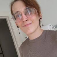 Sharon Prouty's Instagram, Twitter & Facebook