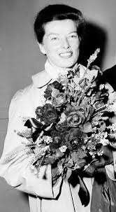 Recognised as both a film and fashion icon, she was ranked by the american film insti. Katharine Hepburn Wikipedia