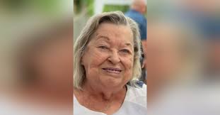 Obituary information for Maureen E. Starr