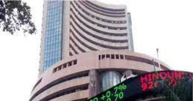 Share Market Record: बीएसई ने रचा इतिहास, 5 ट्रिलियन डॉलर के पार पहुंचा लिस्टेड कंपनियों का मार्केट कैप - News18 हिंदी
