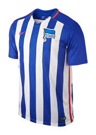 Auch zum nächsten saisonstart kannst du in unserem fanshop wieder das aktuelle hertha bsc berlin trikot 2022/2023 günstig kaufen. Hertha Bsc Trikot Historie Football Kit Archive