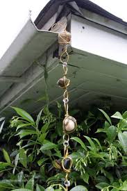 What is a rain chain and how does it work? Tutorial Rain Chain From Wire Wrapped Rock Dollar Store Crafts
