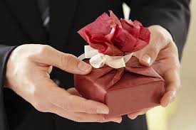 When you're feeling lonely, just reach in the jar for a new note. 3 Last Minute Valentine S Day Gift Ideas For Men Married People