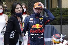 Lewis hamilton wird nur siebter, für alfa romeo gibt es den ersten punkt. Kelly Piquet Das Ist Die Freundin Von Max Verstappen Mannersache