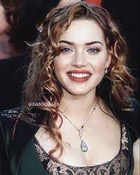 Pin By Gosia Martynelis On Kibbe Romantic In 2021 Titanic Kate Winslet Kate Winslet Kate Winslet 1997