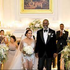 Just Married Brian Mcknight Back At One With New Wife Leilani Malia Mendoza See The 50 000 Swarovski Crystal Covered Wedding Gown The Young Black And Fabulous