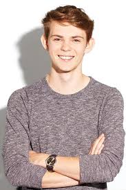 Everything You Wanted To Know About The Heroes Reborn Cast Robbie Kay Robbie Kay Peter Pan Peter Pan