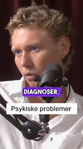 - Løpe Europa på langs er hardt, men den psykiske terroren i livet ellers,  velger du ikke selv., Hentet fra Wolfgang Wee Uncut #665: Daniel Kjellgren