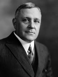 Henry Dupre's Instagram, Twitter & Facebook