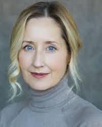 Lauren Ward's Instagram, Twitter & Facebook