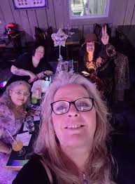 Thank you to my brothers Zeke Aguilar, Mike Missy Duran , Patrick Lee and  Carlos Rendon for covering for me tonight at Wanna Wanna Inn Beach Bar &  Grill , and special