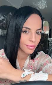 De Todas Las Hadas Me Toco Ser La Divorciada