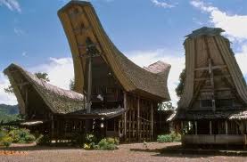 Rumah Adat Tana Toraja Arsitektur Indonesia Arsitektur Vernakular Indonesia Gambar Kartun