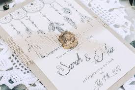 Die passagiere werden nur gebeten, auf ihren plätzen zu bleiben. Hochzeitseinladung Boho Hochzeitspapeterie Hannah Antenna
