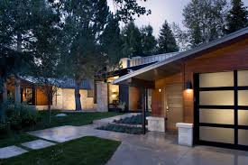 Ranch Home Exterior Design Ideas Modern Ranch Designs Home Decor With Updating Ranch Style Homes Interior A Ranch Style Homes Modern Lake House House Exterior