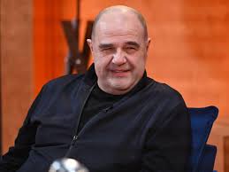 Znajdziesz u nas informacje, wydarzenia, komentarze, opinie. Cezary Zak Przeszedl Metamorfoze Fani Go Nie Poznali Zmiana Na Plus