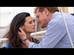 Regarder section de recherches 2006 en streaming en français en ligne. Section De Recherches Saison 12 Youtube