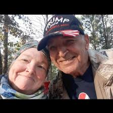 How much apple cider vinegar to add to a gallon of water for chickens?