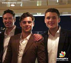 Zac efron est un acteur, producteur, producteur délégué américain. Zac Efron Wishes Father Happy Birthday Malayalam News Indiaglitz Com