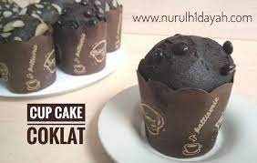 Resepi kek coklat kukus yang paling senang dengan sukatan cawan ni antara kek yang paling digemari ramai. Cara Membuat Cup Cake Coklat Kukus Lembut Menul Dan Enak Nurul Hidayah