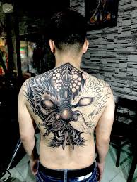 Hình xăm đẹp luôn là một trong những đề tài được rất nhiều giới trẻ quan tâm hiện nay, nói đến nghệ thuật xăm hình là một hình thức ghi dấu vĩnh gửi tặng các cô nàng, anh chàng yêu thích hình xăm với bộ sưu tập hình xăm ở lưng đẹp đang làm điên đảo cộng đồng giới trẻ trong suốt thời gian qua. Tattoo Tráº§n Ká»¹ XÄƒm Nghá»‡ Thuáº­t Uy Tin Cháº¥t LÆ°á»£ng Quáº­n 9