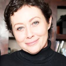 454 best images about big chop twa love on pinterest. Shannen Doherty Post Chemo Pixie Haircut