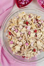 Cupid S Crunch Chex Mix Wishes And Dishes Recipe Chex Mix Chex Mix Recipes Sweet And Salty