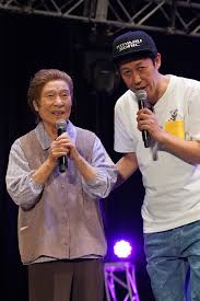 門澤 清太 on Twitter: "コヤブソニック終了。毎回進化しながらも芯の部分は変わらない素晴らしいフェス。 個人的なクライマックスは桑原和男師匠。  いま全ての吉本新喜劇においてコヤブソニックだけがお会いできる場所。楽屋裏でもほんまにカッコイイ。#コヤソニ #お ...