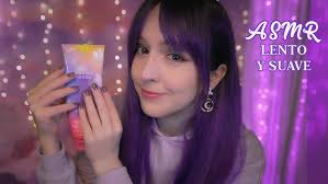 ASMR EN ESPAÑOL LEYENDO" Atención personal para dormir , muchos visuales y  scratching -Danna Nova!