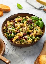 This hearty bean soup recipe is packed with white beans, escarole and chopped prosciutto or ham and is ready in only 30 minutes. Pasta With Escarole And Two Beans The Vegan Atlas
