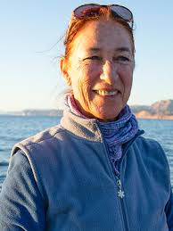 Diane Gendron's Instagram, Twitter & Facebook