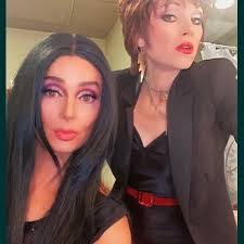 Lisa Mcclowry's Instagram, Twitter & Facebook