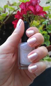 3/ utiliser de l'eau oxygénée pour enlever son vernis à ongles sans dissolvant. Vernis A Ongles Blanc Nacre Kiko Coups De Coeur De Mumu