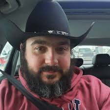 Are there any bars or breweries in Bozeman that have heated igloos?