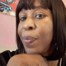 Carrie Pulliam's Instagram, Twitter & Facebook