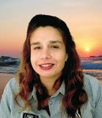 Kimberly Golding's Instagram, Twitter & Facebook