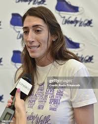 Wendy Abrams's Instagram, Twitter & Facebook