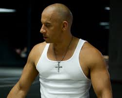 Natuurlijk kun je hier trailers en foto's zien van de films, maar ook de acteurs en dikke wagens ontbreken niet. Fast Furious 6 Film 2013 Filmstarts De