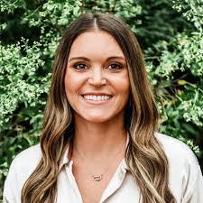 Katherine Baggett's Instagram, Twitter & Facebook