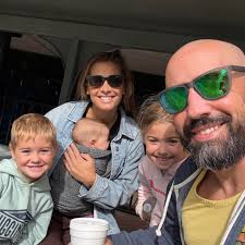 What marketing strategies are effective for 8+ employee painting companies?