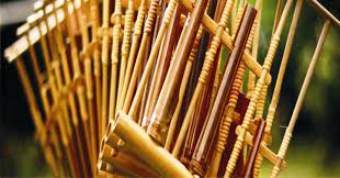 Aneka macam angklung dan marakas. 10 Alat Musik Tradisional Jawa Barat Yang Populer Bukareview