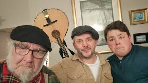 Sandy S Mack in session from his home at Dunnideer Aberdeenshire