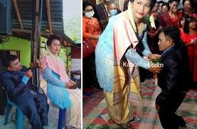 Pesta pernikahan adat batak pastinya akan menitikberatkan acara pada makan bersama hingga bernyanyi dan menari bersama semalaman. Pernikahan Didasari Cinta Dan Bukan Fisik Viral Di Medsos