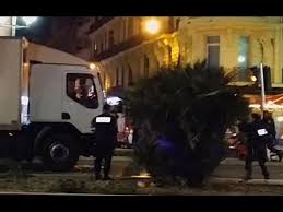 Familiile care nu stiu nimic de cei dragi sunt disperate. Ce Se Ètie Despre Atentatul De La Nisa Ora De Sibiu