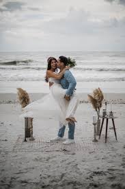 Moody And Romantic Intimate Elopement In Sanibel Island Florida Destination Wedd Diy Beach Wedding Florida Wedding Venues Beach Portland Wedding Photographer
