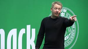 Han bor tillsammans med mikaela nyberg. Fredrik Steen Youtube