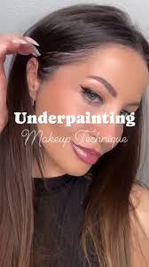 Nicole Classen's Instagram, Twitter & Facebook